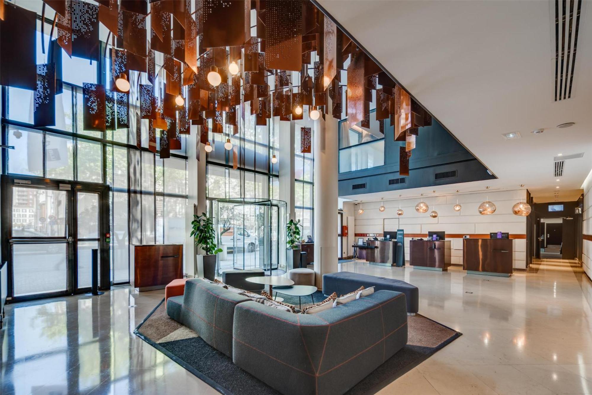 Radisson Blu Hotel, Paris Boulogne Exterior photo