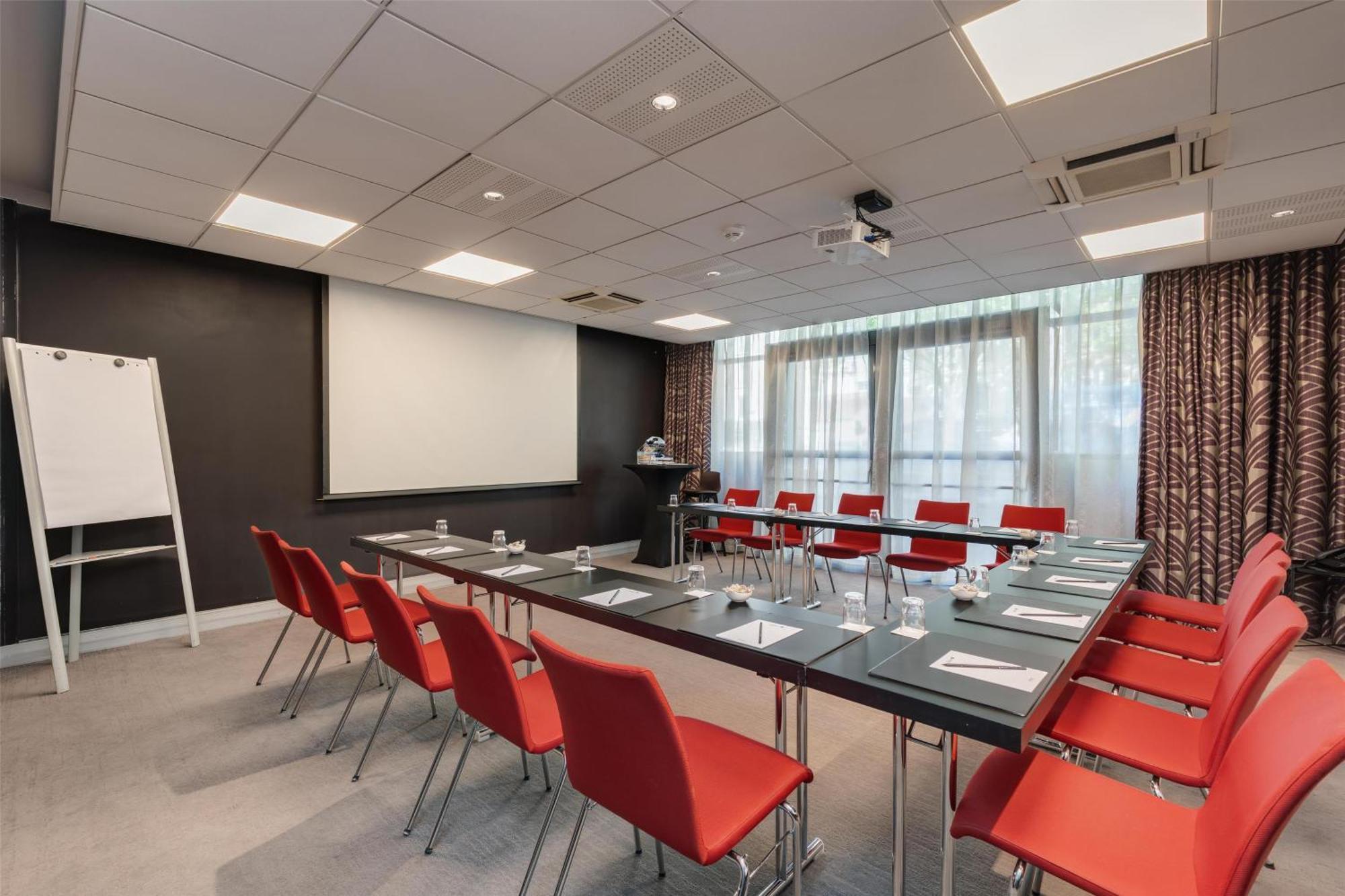 Radisson Blu Hotel, Paris Boulogne Exterior photo